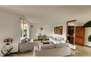 Apartamento en  Laureles, Medellín