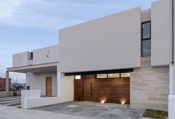 Casa en  Cañadas Del Lago, Corregidora, Querétaro