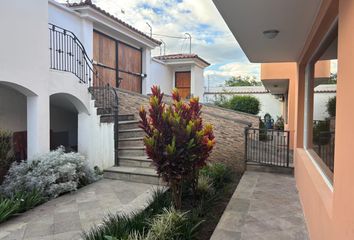 Casa en  Cumbayá, Quito