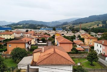 Piso en  Los Corrales De Buelna, Cantabria