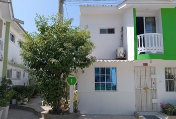 Casa en  Altos De Los Robles, Soledad