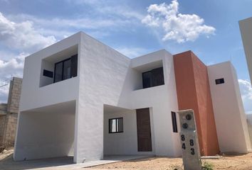 Casa en condominio en  Pueblo Cholul, Mérida, Yucatán