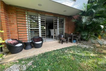 Apartamento en  La Hacienda, Cali