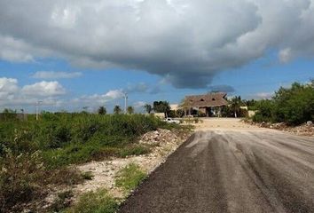 Lote de Terreno en  Calle 16, Xcuyún, Conkal, Yucatán, 97346, Mex