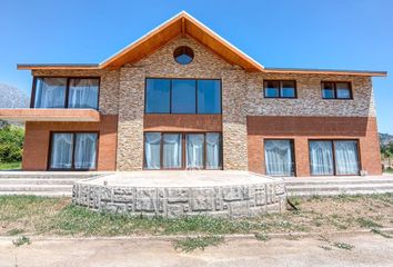 Casa en  Pirque, Cordillera