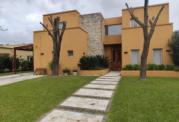 Casa en  Lomas Del Río Luján, Partido De Campana