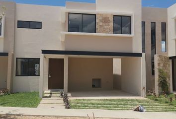 Casa en condominio en  Calle 21, Conkal, Yucatán, 97345, Mex