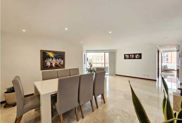 Apartamento en  Loma De Los González, Medellín