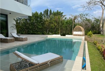 Casa en  Punta Canoa, Cartagena De Indias