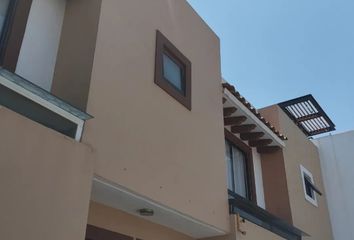 Casa en condominio en  Club De Golf Los Encinos, Lerma