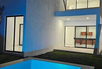 Casa en condominio en  Calle 21, Conkal, Yucatán, 97345, Mex