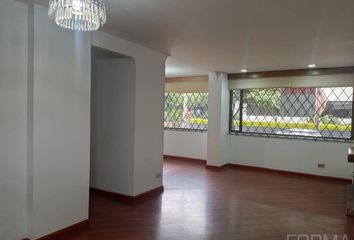 Apartamento en  Santa Barbara Norte, Bogotá