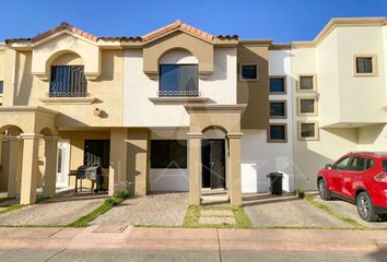 Casa en  Avenida Milton Castellanos 11945, Unidad Habitacional Las Plazas, Tijuana, Baja California, 22640, Mex