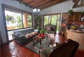 Casa en  La Estrella, Antioquia