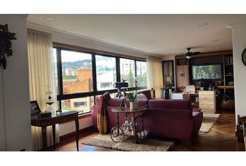 Apartamento en  Aguacatala, Medellín