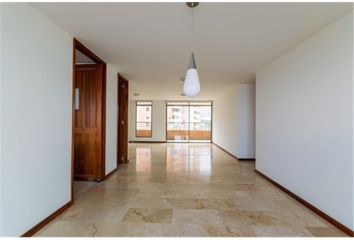 Apartamento en  San Javier, Medellín