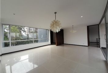 Apartamento en  Poblado, Medellín