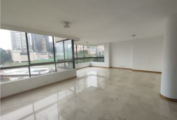 Apartamento en  Poblado, Medellín