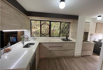 Apartamento en  Poblado, Medellín