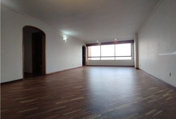 Apartamento en  Poblado, Medellín