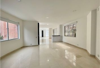 Apartamento en  Poblado, Medellín