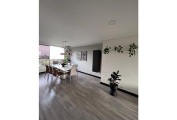 Apartamento en  Poblado, Medellín