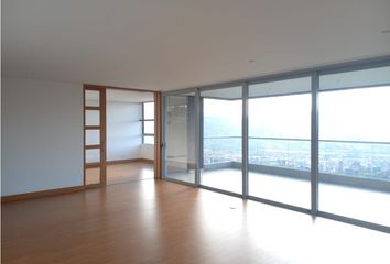 Apartamento en  Poblado, Medellín