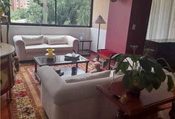 Apartamento en  Poblado, Medellín