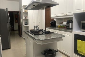 Apartamento en  Poblado, Medellín