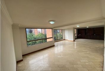 Apartamento en  Poblado, Medellín