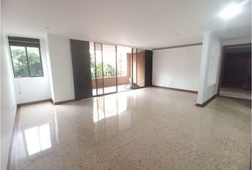 Apartamento en  Poblado, Medellín