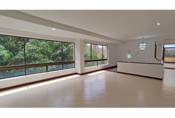 Apartamento en  Poblado, Medellín