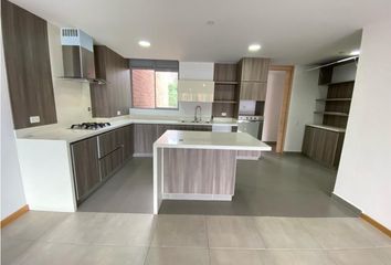 Apartamento en  La Mota, Medellín