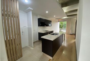 Apartamento en  Las Acacias, Cali