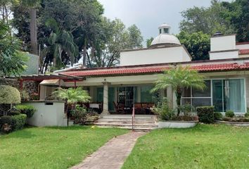 Casa en  Jardines De Ahuatepec, Cuernavaca, Morelos