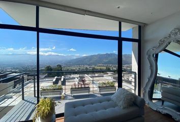 Departamento en  Cumbayá, Quito