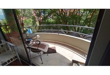 Apartamento en  Altos Del Poblado, Medellín