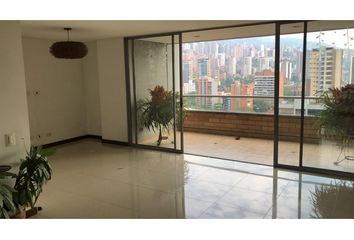 Apartamento en  Poblado, Medellín