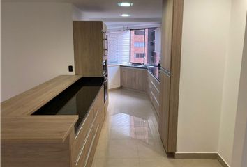 Apartamento en  Poblado, Medellín