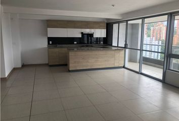 Apartamento en  Poblado, Medellín