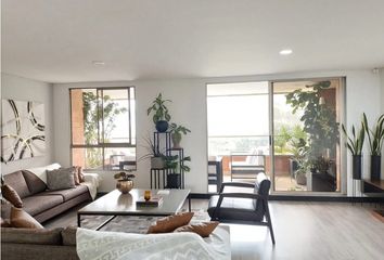 Apartamento en  Poblado, Medellín