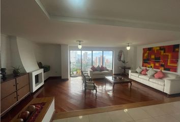 Apartamento en  Los Balsos, Medellín