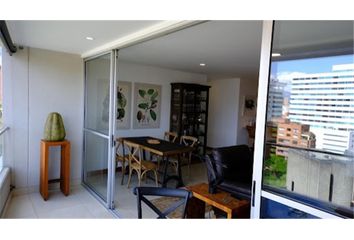 Apartamento en  Poblado, Medellín