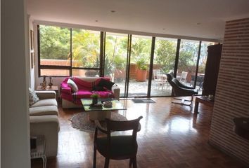 Apartamento en  Poblado, Medellín