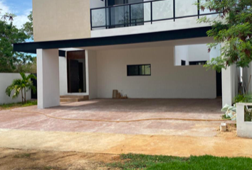 Casa en condominio en  Pueblo Conkal, Conkal