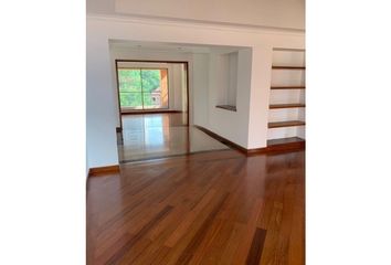 Apartamento en  Aguacatala, Medellín