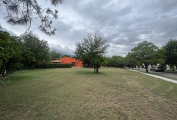 Lote de Terreno en  Calle Loma De Los Pilares 114, Los Cavazos, Santiago, Nuevo León, 67318, Mex