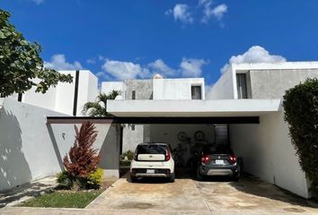 Casa en  Calle 18 108-108, Cholul, Mérida, Yucatán, 97305, Mex