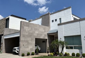 Casa en  El Barrial, Santiago, Nuevo León