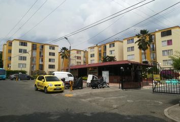 Apartamento en  Ciudad Los Álamos, Cali